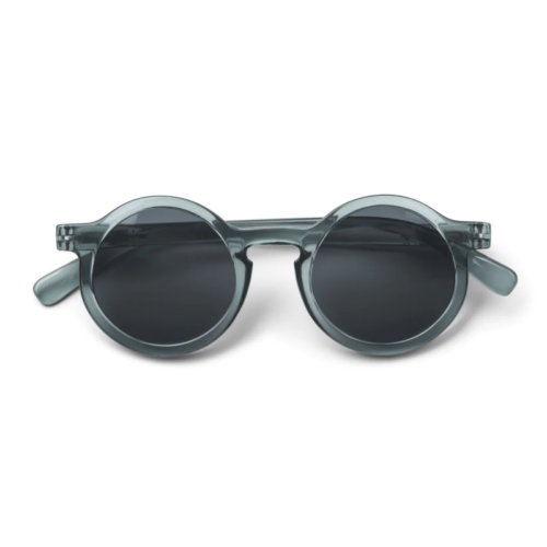 Liewood-Darla-Sunglasses-1-3-Y-Whale-blue-LW16005-7130-Friluftsbua-4